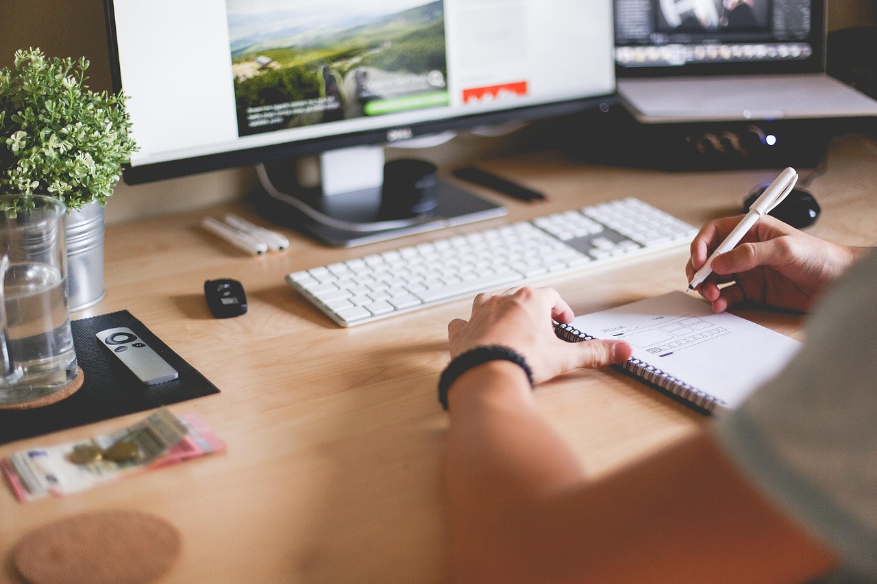 Office, business, technology — Top Business Trip Massage Services for Stress Relief